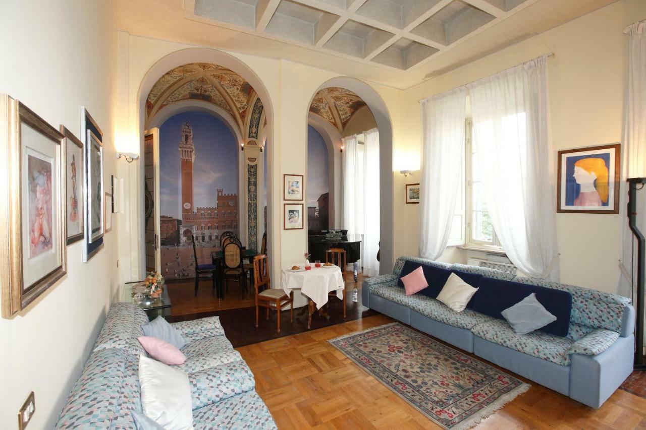 シエーナ Residenza D'Epoca Montanini Bed & Breakfast エクステリア 写真