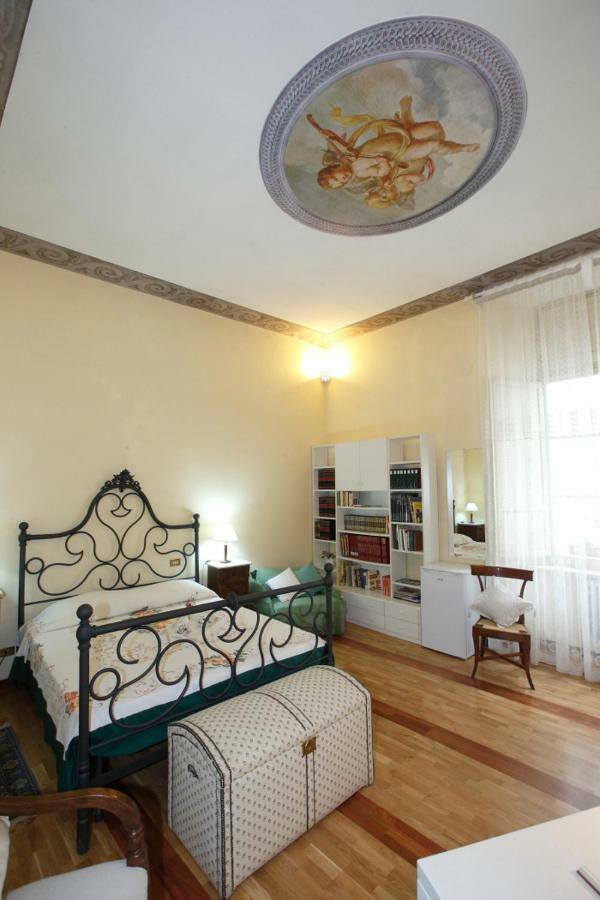シエーナ Residenza D'Epoca Montanini Bed & Breakfast エクステリア 写真